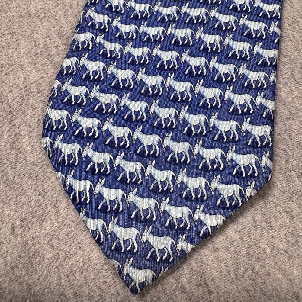 Vineyard Vines Mens Silk Tie Blue Democratic Donkey Political Animal Print USA - Picture 2 of 7